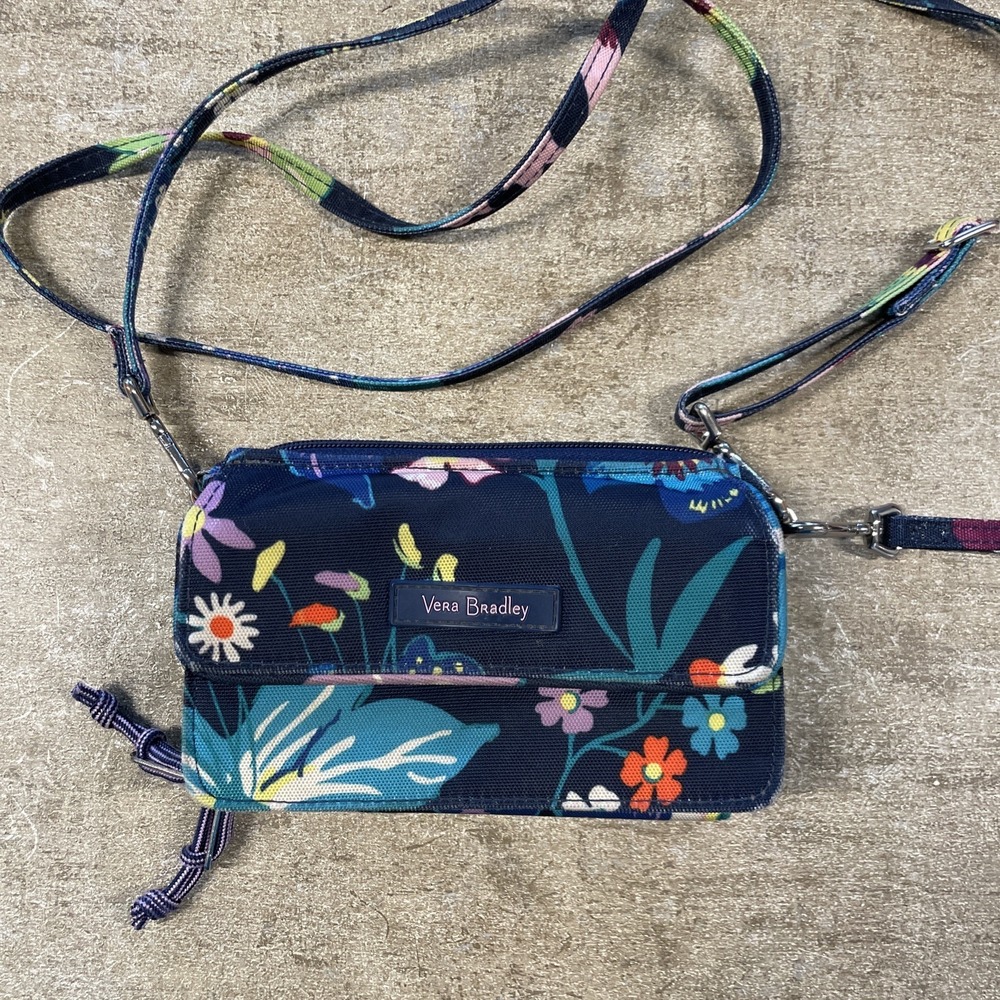 NWOT Vera‎ Bradley All In One Crossbody in Blue Floral Wallet Wristlet